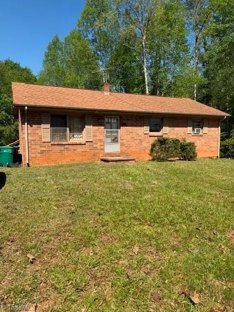 577 Piney Fork Church Rd, Eden, NC 27288