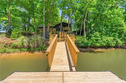 297 Sunset Blvd, Lexington, NC 27292