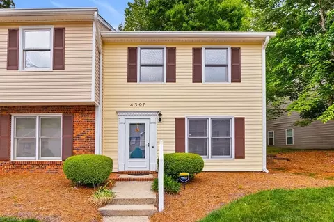 4397 Baylor St, Greensboro, NC 27455