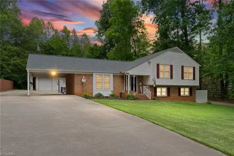 201 Kingwood Rd, Reidsville, NC 27320