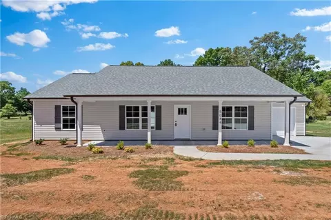 5044 Polk Ave, Winston Salem, NC 27106