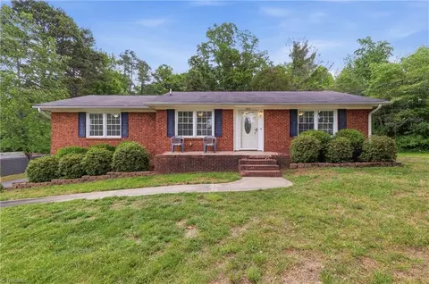 3415 Longview Dr, Archdale, NC 27263