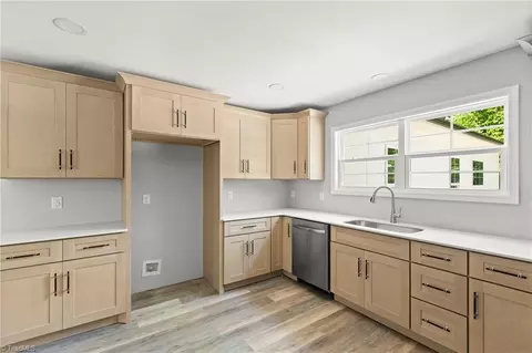 Kitchen - 9272 Us Highway 64, Trinity, NC 27370 photo 3 of 3
