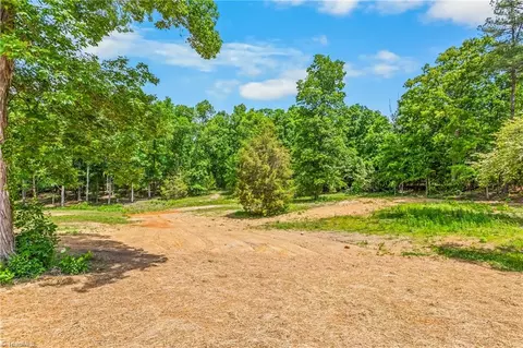 Exterior - 9272 Us Highway 64, Trinity, NC 27370 photo 8 of 9
