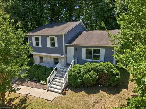 3319 Argyle Ln, Greensboro, NC 27406