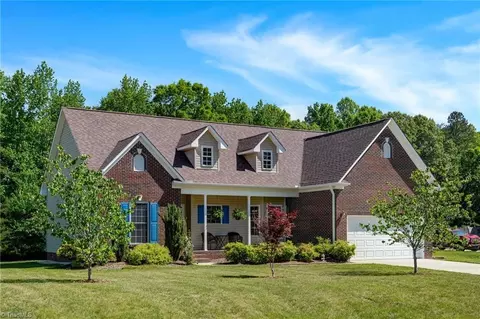 251 River Run Dr, Reidsville, NC 27320