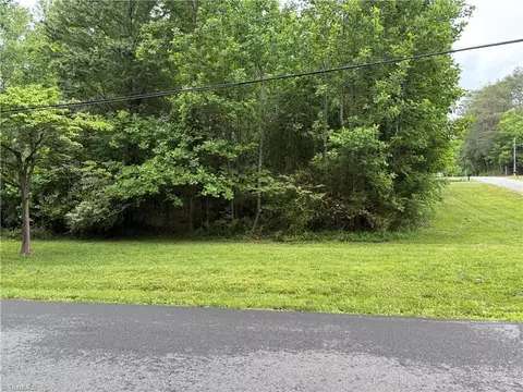 tbd 2 Center St, Jonesville, NC 28642
