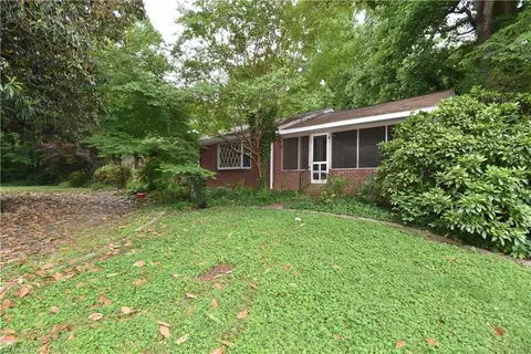 8220 Troxaway Ct, Lewisville, NC 27023