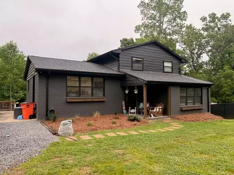 115 Cornelius Ave, Mount Airy, NC 27030