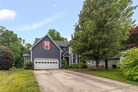 3113 Iron Gate Trl, Jamestown, NC 27282