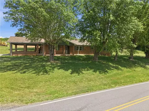 954 Parsonsville Rd, Purlear, NC 28665