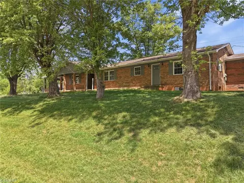 Exterior - 954 Parsonsville Rd, Purlear, NC 28665 photo 2 of 9