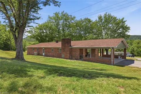 Exterior - 954 Parsonsville Rd, Purlear, NC 28665 photo 9 of 9