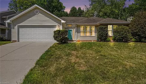 3209 Bardwell Rd, Greensboro, NC 27410