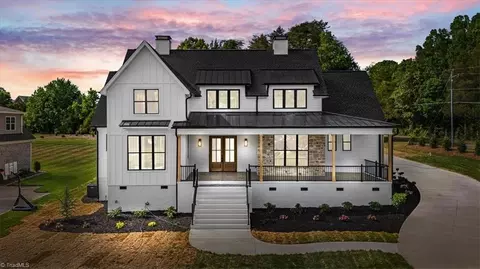 6099 Reynolda Trce, Greensboro, NC 27455
