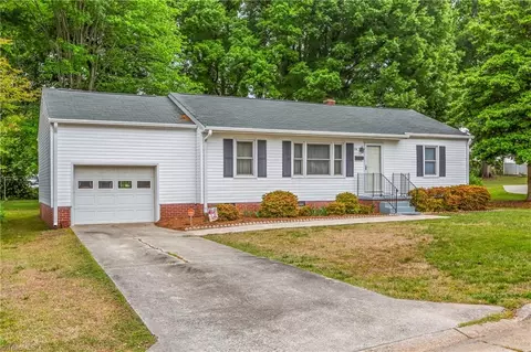 314 Joyce Ln, Kernersville, NC 27284
