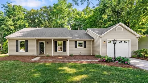 3506 Park Hill Dr, Greensboro, NC 27410