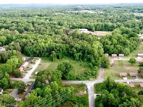 403 Meredith Ave, Lexington, NC 27292