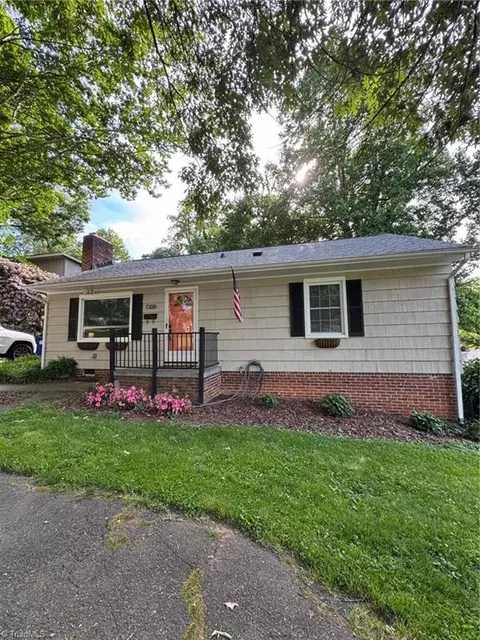 1308 Kenwood St, Winston Salem, NC 27103