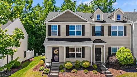 15 Arbor Hill Pl, Mcleansville, NC 27301