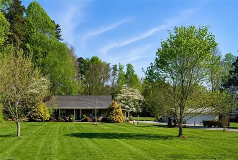 1920 Angell Rd, Mocksville, NC 27028