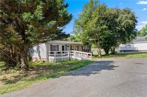 1990 Gumtree Rd, Winston Salem, NC 27107