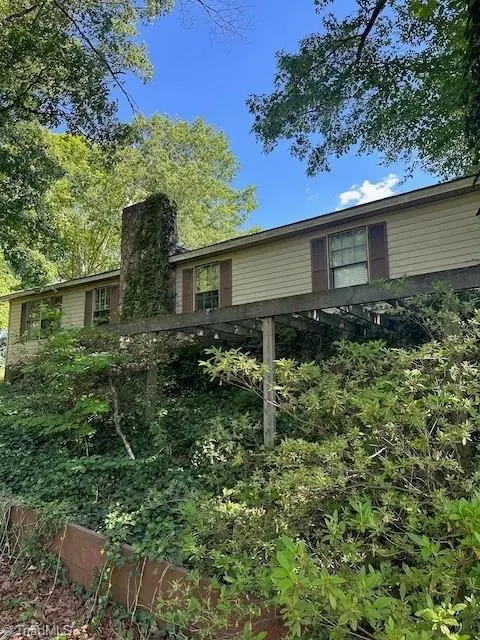 6566 Nc Highway 8, Germanton, NC 27019