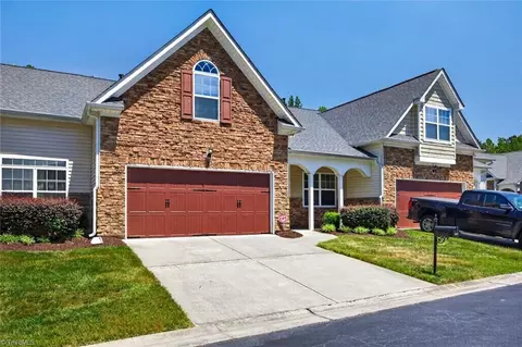 3697 Davis Cup Dr, Greensboro, NC 27406