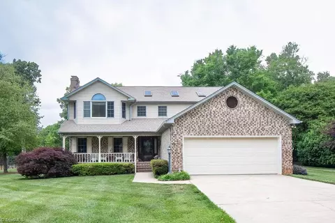 423 Walnut Grove Rd, Archdale, NC 27263