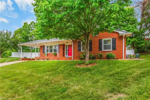 1325 Campus Ct, Winston Salem, NC 27127