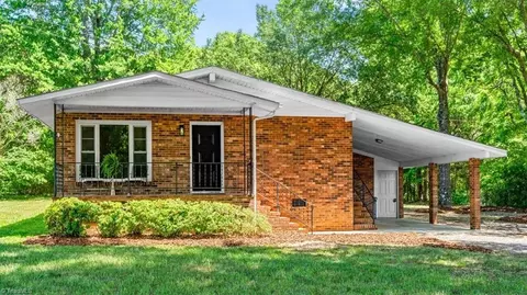 471 Huffines Mill Rd, Reidsville, NC 27320