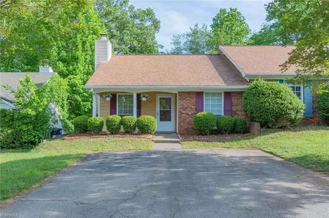 1907 Saffron Pl, Winston Salem, NC 27127