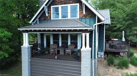 Exterior - 147 Fairview Dr, Traphill, NC 28685 photo 9 of 10