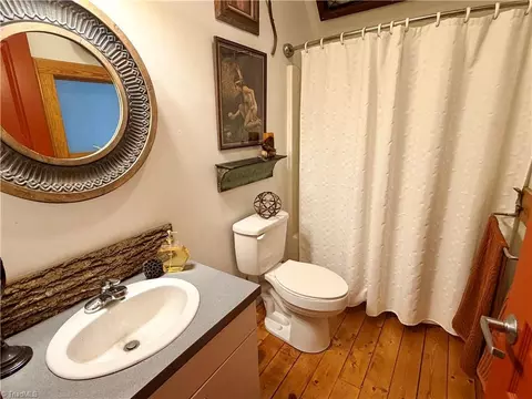 Bath - 147 Fairview Dr, Traphill, NC 28685 photo 4 of 4