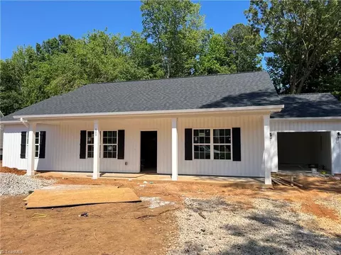 503 Quail Ln, Lexington, NC 27292