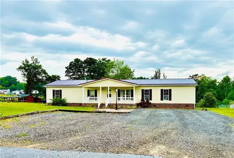185 Mountain Dale Dr, North Wilkesboro, NC 28659