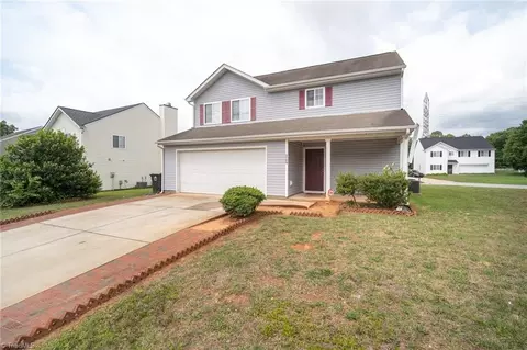 5709 Waterpoint Dr, Browns Summit, NC 27214