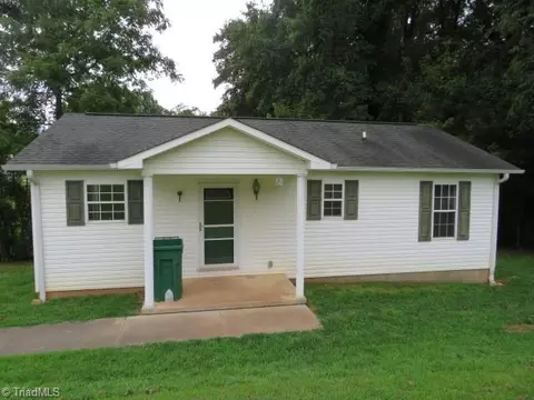 103 Shaw St, Jonesville, NC 28642