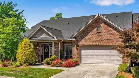3075 Renaissance Pkwy, Jamestown, NC 27282