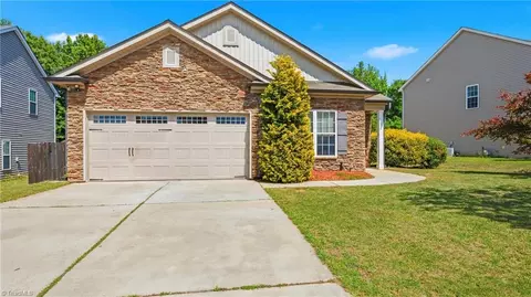 4035 Saint Johns St, High Point, NC 27265