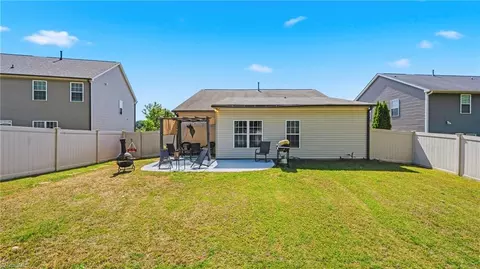 Exterior - 4035 Saint Johns St, High Point, NC 27265 photo 3 of 6