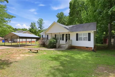 3361 Old Spencer Rd, Archdale, NC 27263