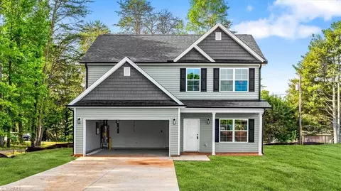 127 Nordwin Ct, Mocksville, NC 27028