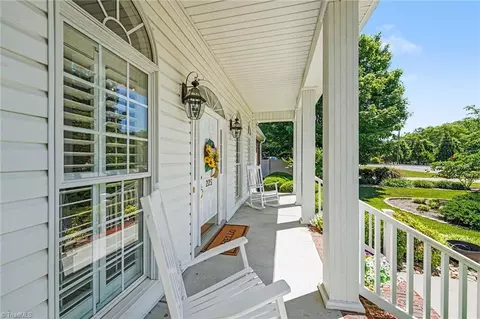 Exterior - 225 Devonway St, Eden, NC 27288 photo 7 of 11