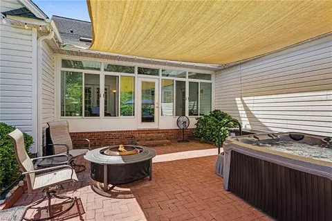 Exterior - 225 Devonway St, Eden, NC 27288 photo 9 of 11