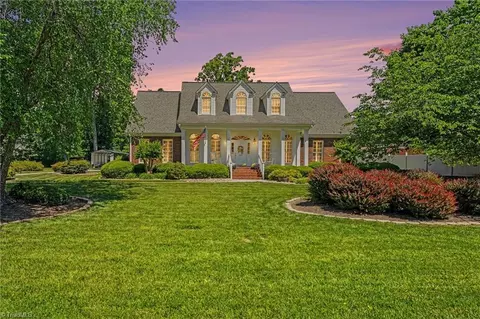 Exterior - 225 Devonway St, Eden, NC 27288 photo 2 of 11