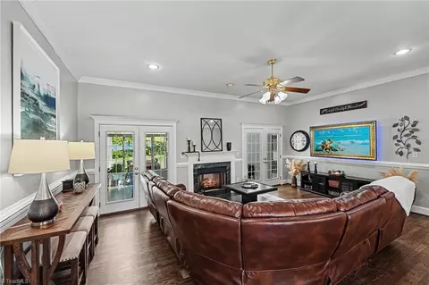 Living - 225 Devonway St, Eden, NC 27288 photo 1 of 1