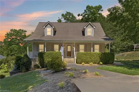2586 Butterfly Trl, Randleman, NC 27317