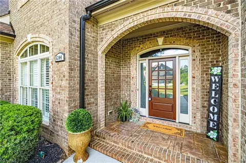 6304 Autumn Crest Ct, Summerfield, NC 27358