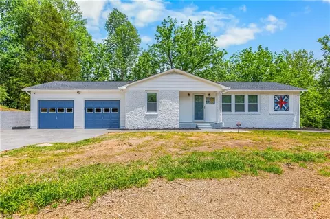 636 Bryant Mill Rd, Ararat, NC 27007